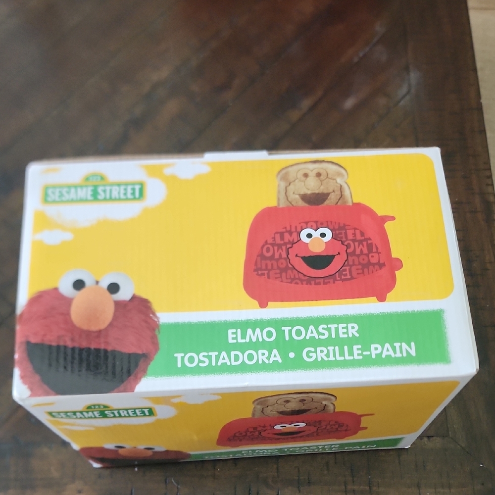Sesame Street Elmo Toaster Toy Box - Red/Yellow